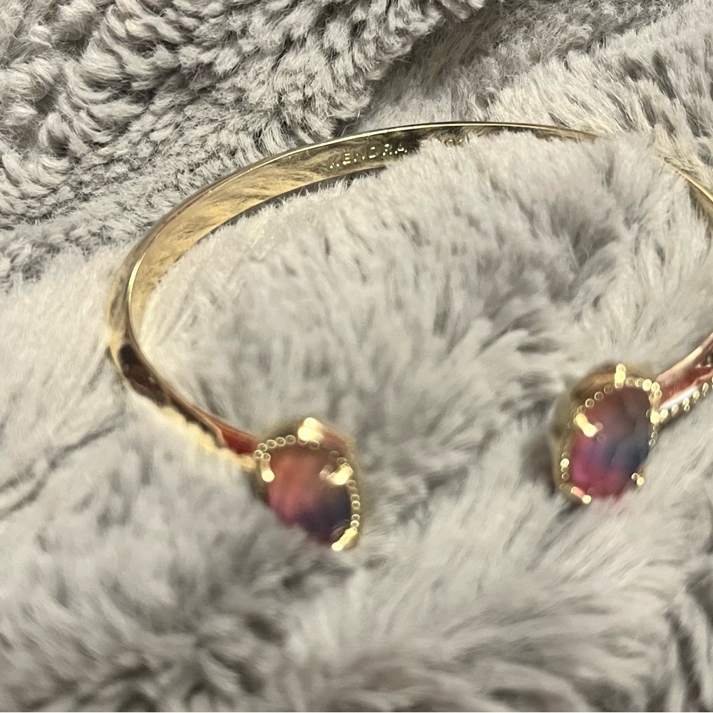 Kendra Scott bracelet in Watercolor Illusion